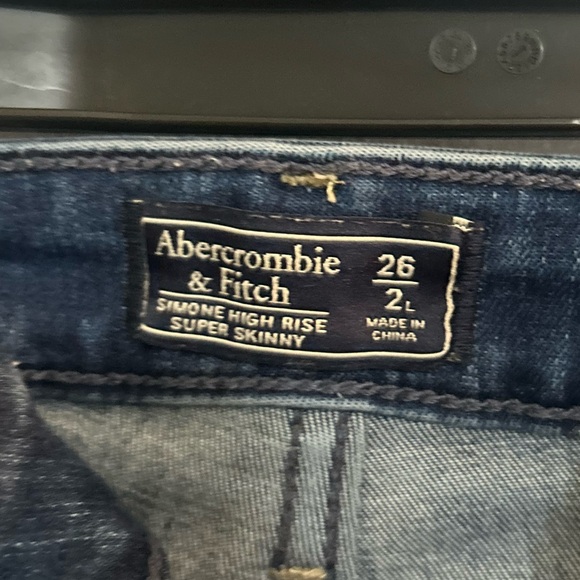 Abercrombie Women's Super skinny high rise jeans - Picture 3 of 3